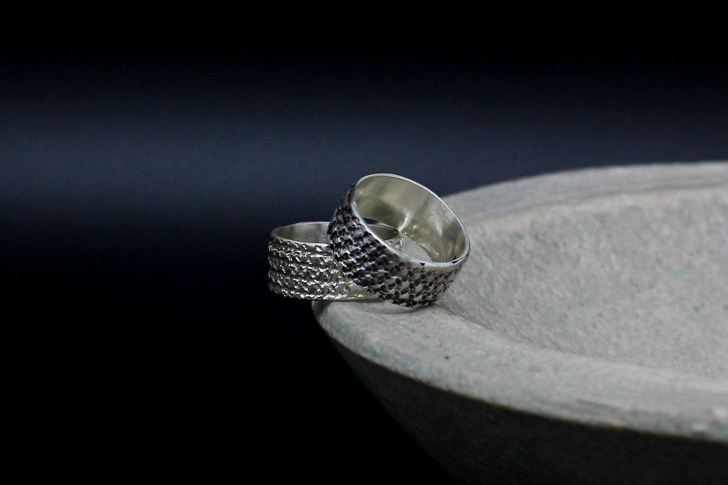 Wool texture silver ring, unisex