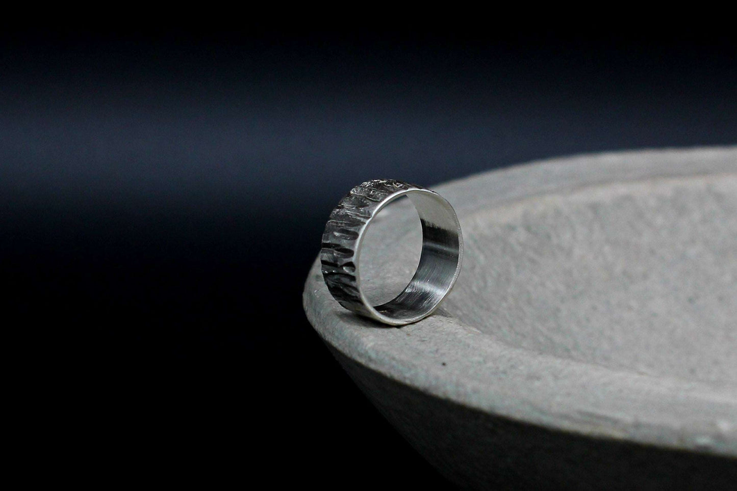 Tree bark unisex ring