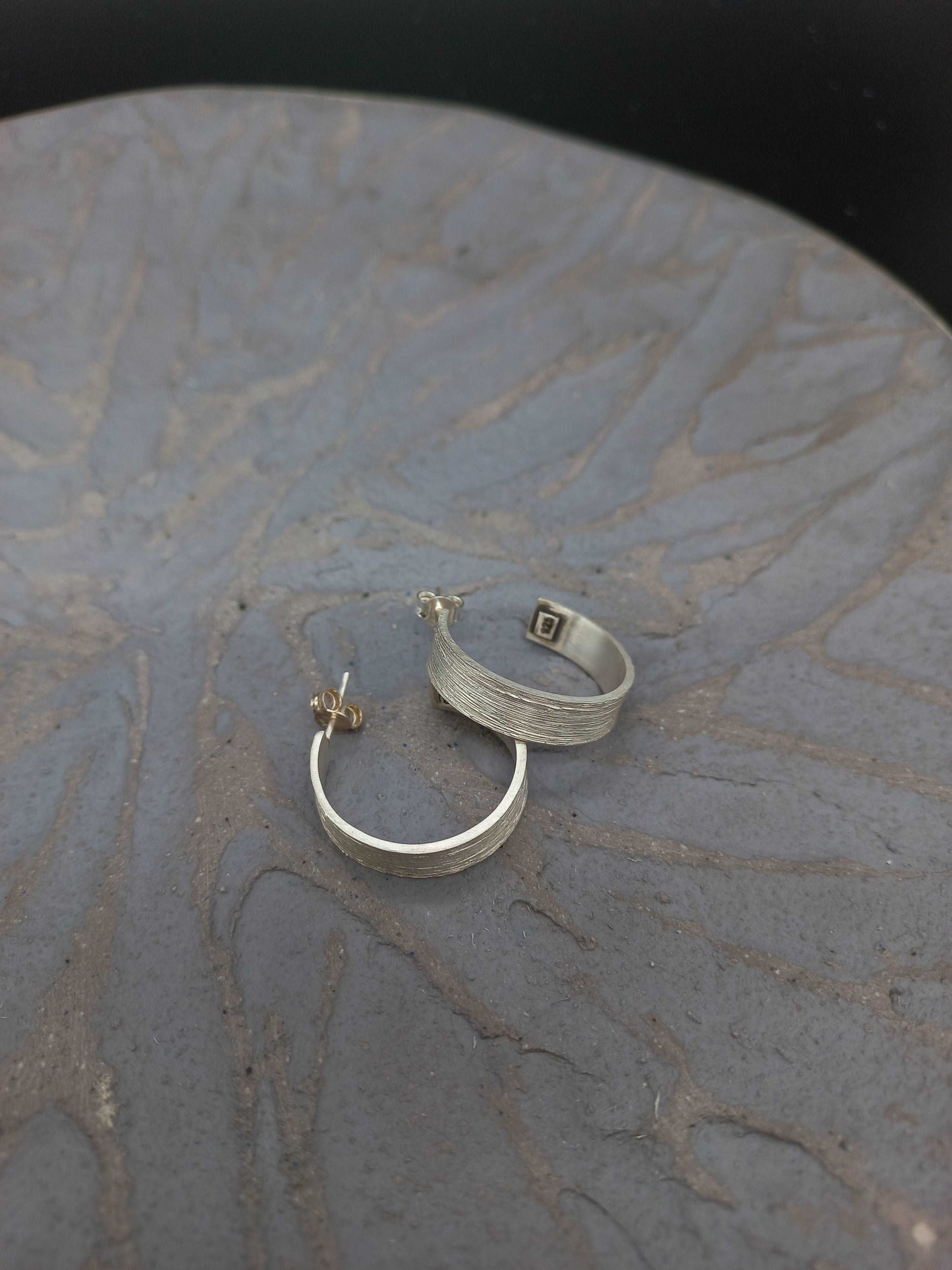 Lines hoops