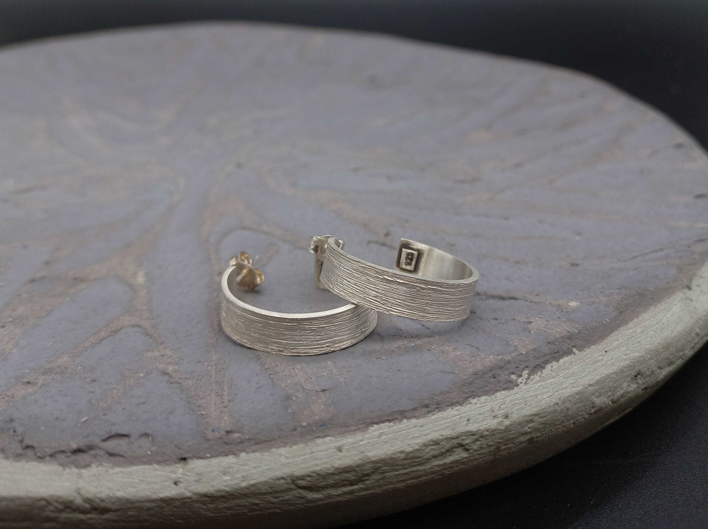 Lines hoops