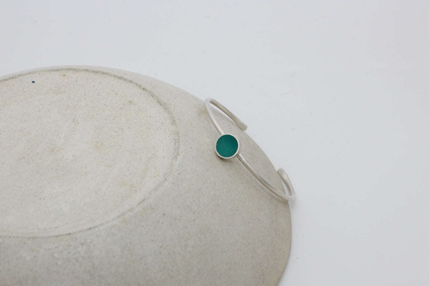 Teal round shape bracelet
