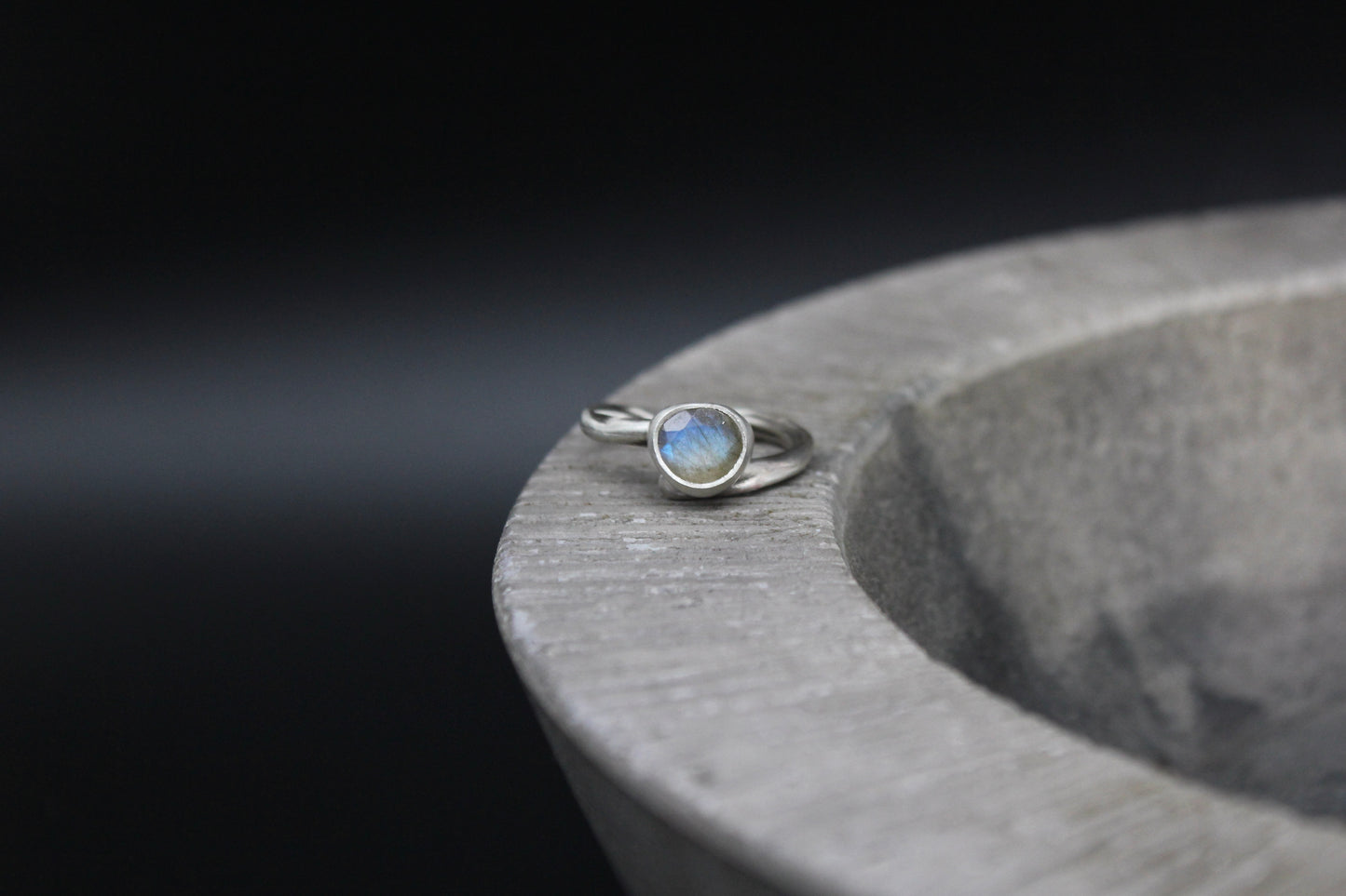 One of a kind labradorite ring