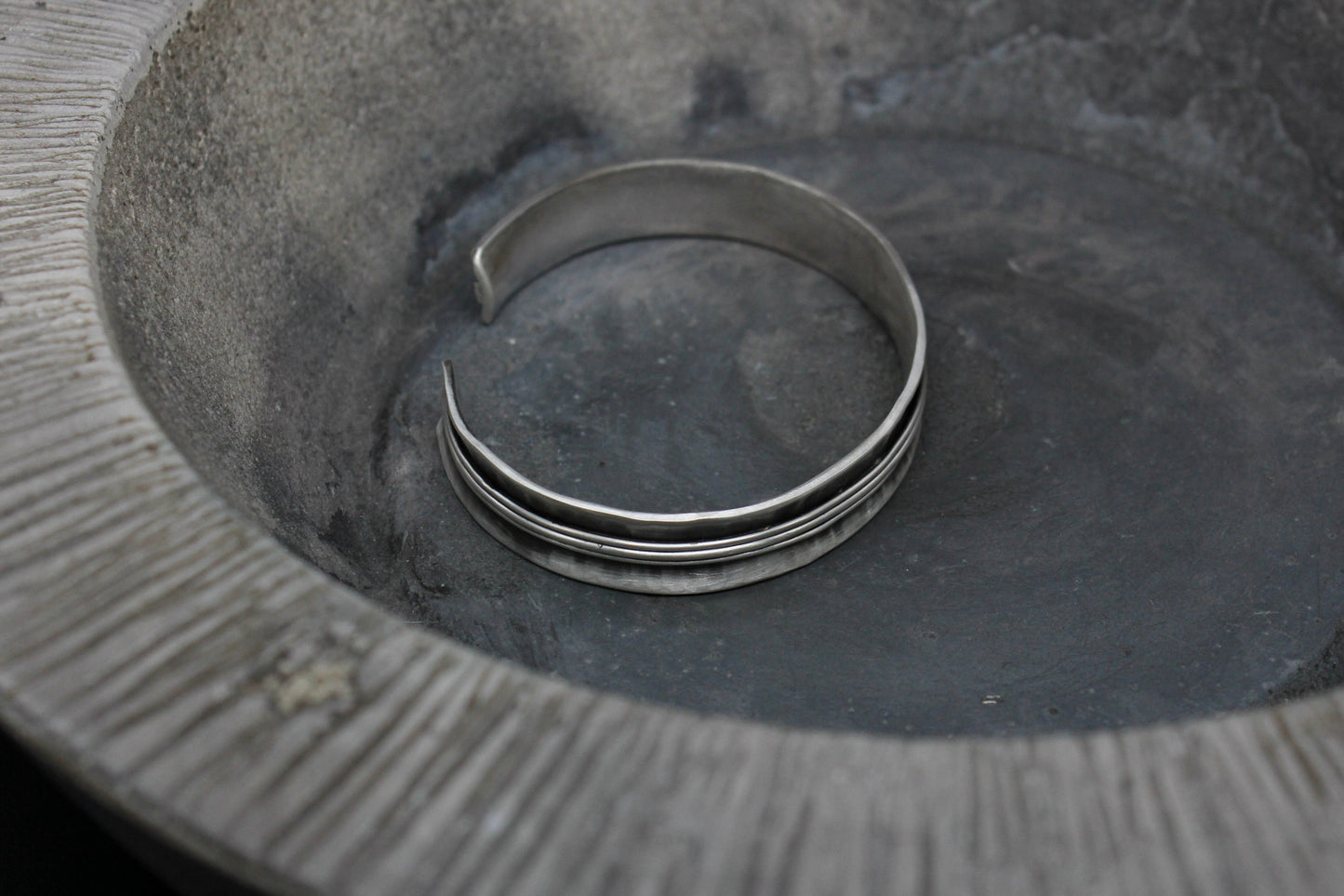 Lines bracelet