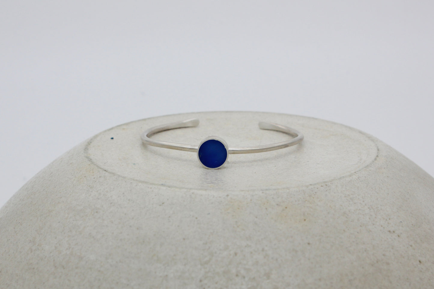 Blue round shape bracelet
