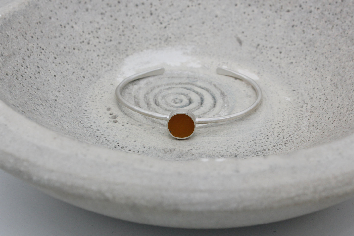 Yellow ochre round shape bracelet