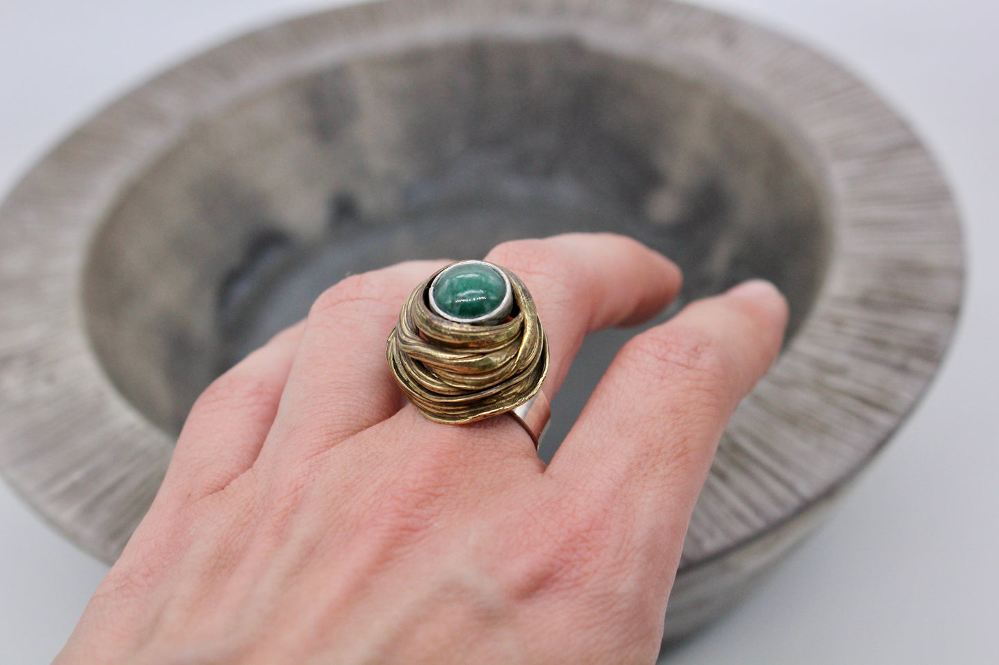 Nest brass ring