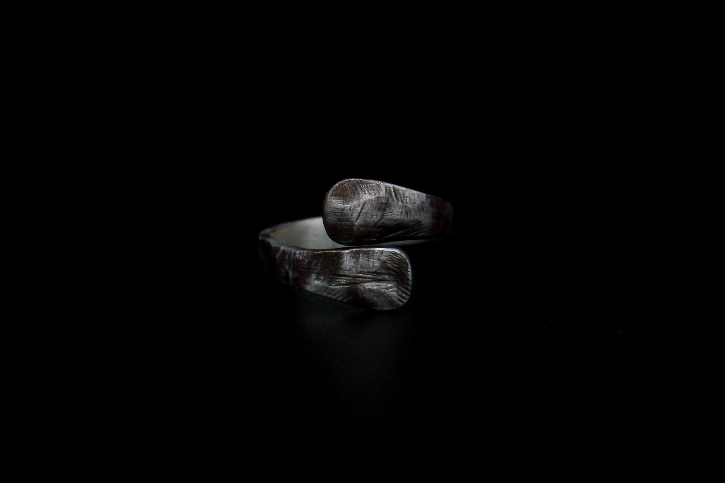 Adjustable silver ring