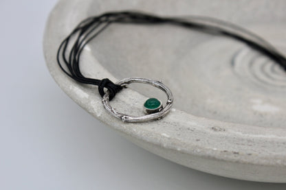 Twig pendant green agate