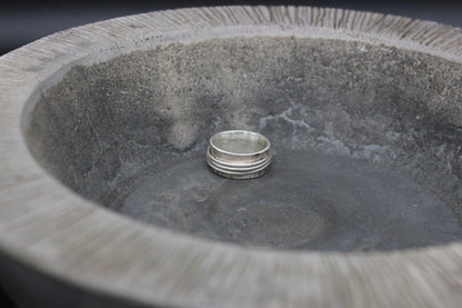 Σφυρήλατο ασημένιο spinner δαχτυλίδι 