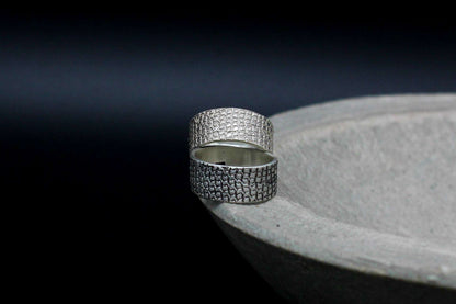 Cotton texture sterling silver ring, unisex