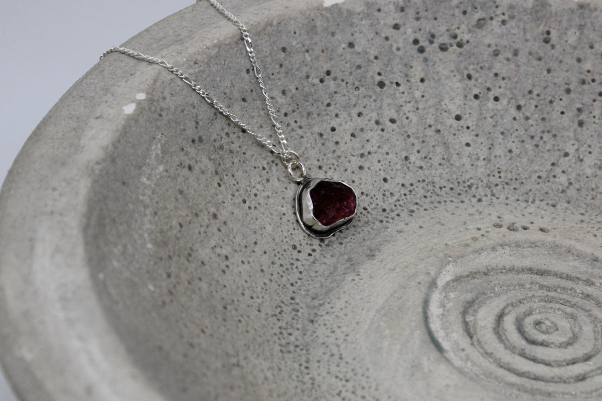 Natural tourmaline necklace