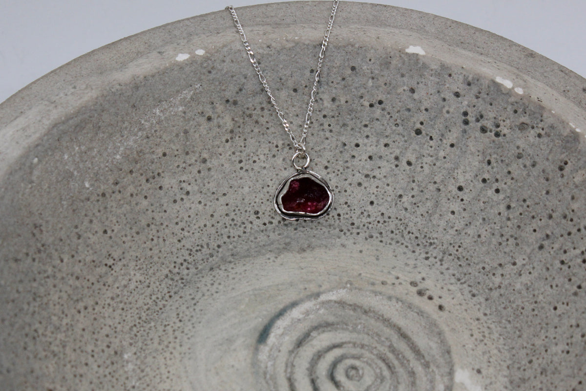 Natural tourmaline necklace