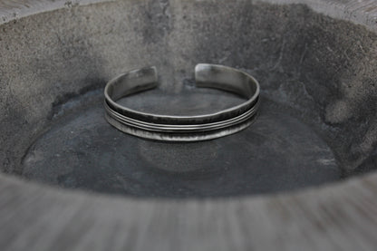 Lines bracelet