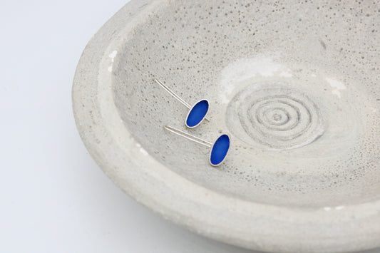 Oval shape blue earrings