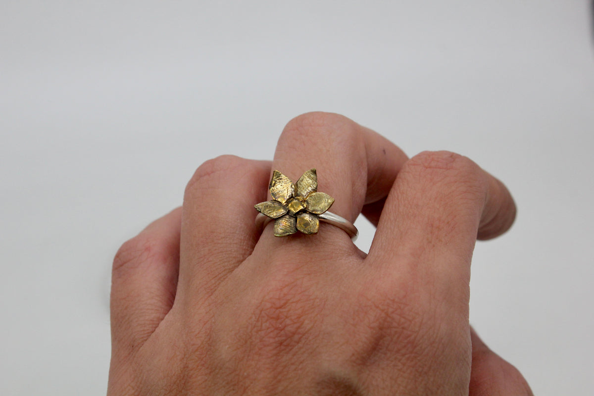 Sterling silver flower ring