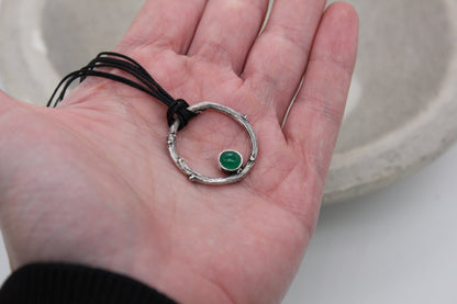 Twig pendant green agate