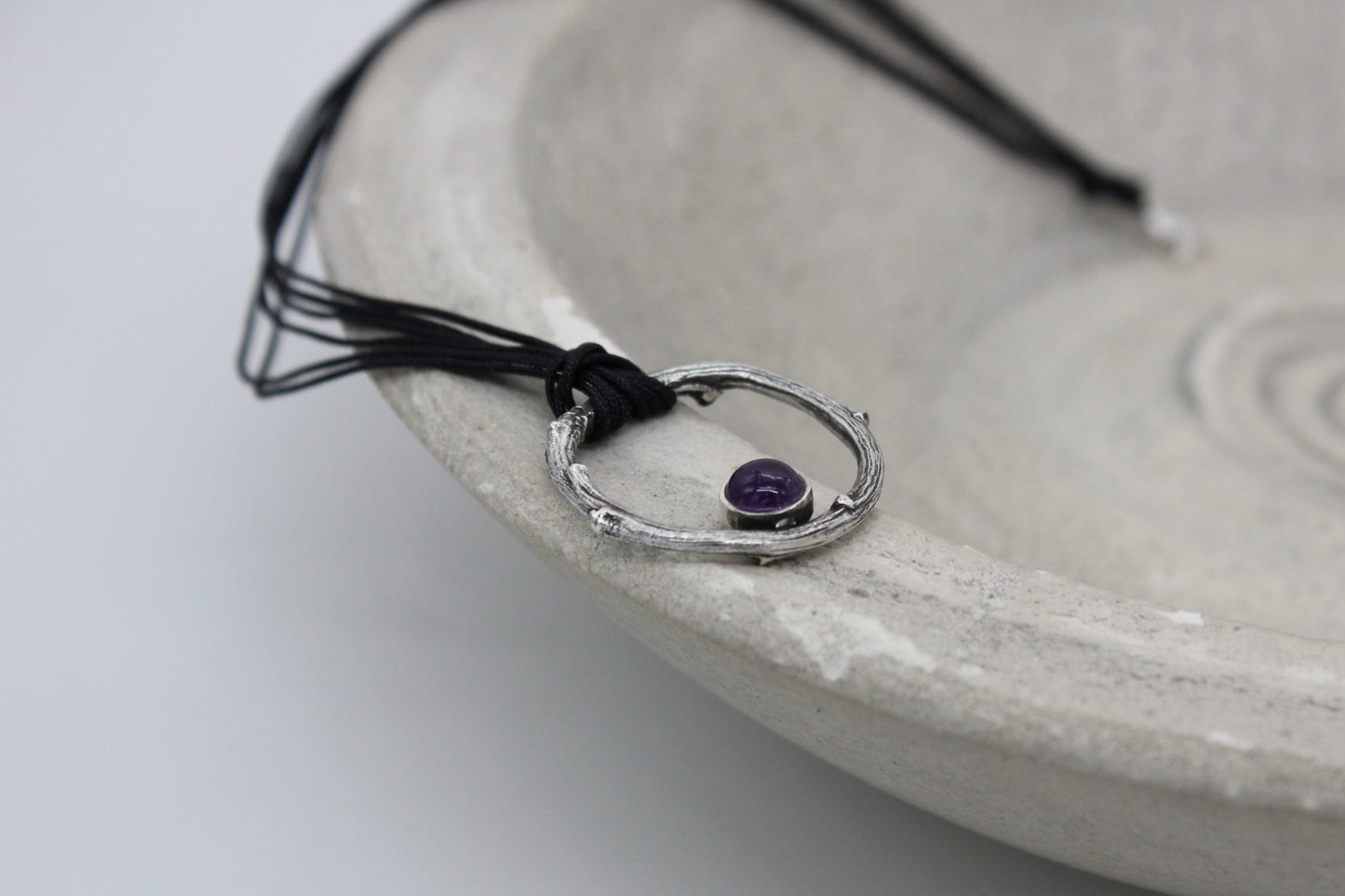 Twig pendant amethyst