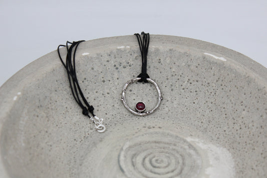 Twig pendant garnet