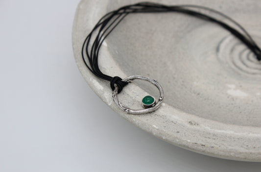 Twig pendant green agate