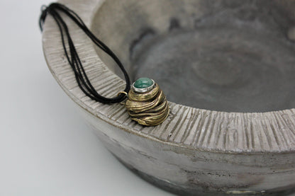 Nest brass pendant