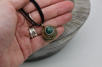 Nest brass pendant